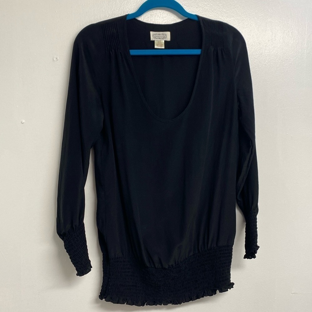 Primrose Blouse Silk Elegant Scoop Neck Smocked Cuff and Hem Black Size Medium